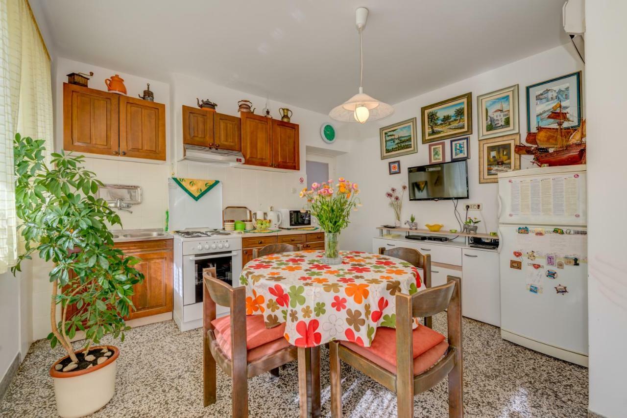 Apartment Grdelin Split Buitenkant foto